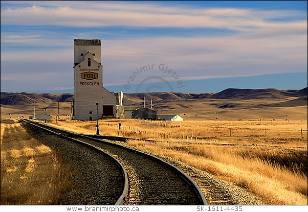 Rockglen grain elevator, Saskatchewan