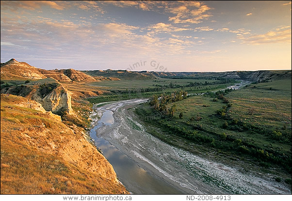 Little Missouri ri River at sunset, Theodore Roosevelt NP